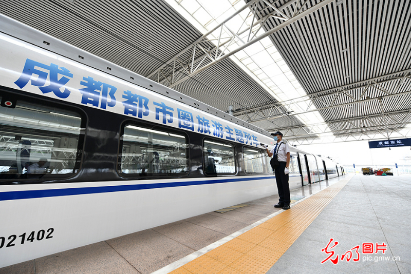 四川列車最新動態，科技與創新引領鐵路運輸發展，四川列車最新動態，科技與創新推動鐵路運輸飛速發展。