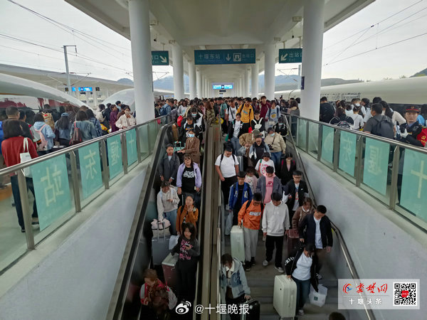 十堰列車最新動態(tài)與資訊，十堰列車實時動態(tài)與最新資訊